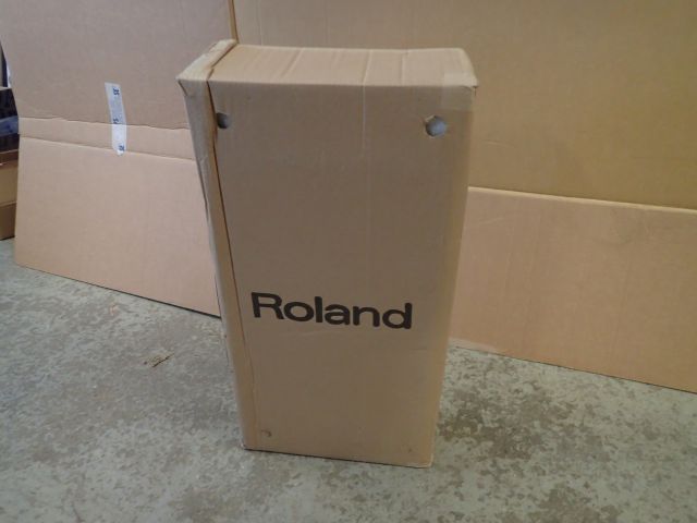 400870-1 New Piano Button Roland PIB-ROL BK Satin