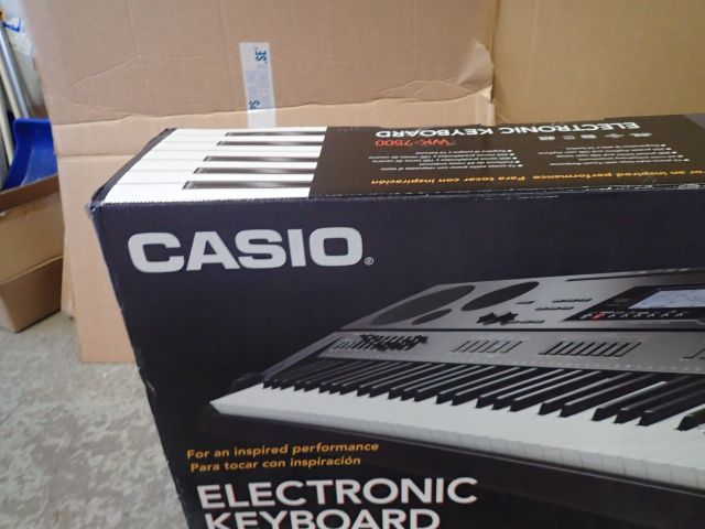 400877-2 NY Casio WK7500 Keyboard