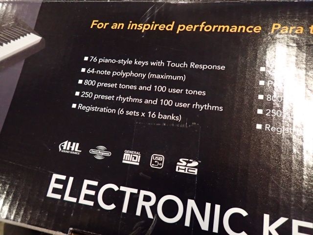 400877-5 NY Casio WK7500 Keyboard