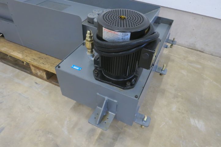 401367-25 CNC Lathe Hyundai WIA SKT-160C