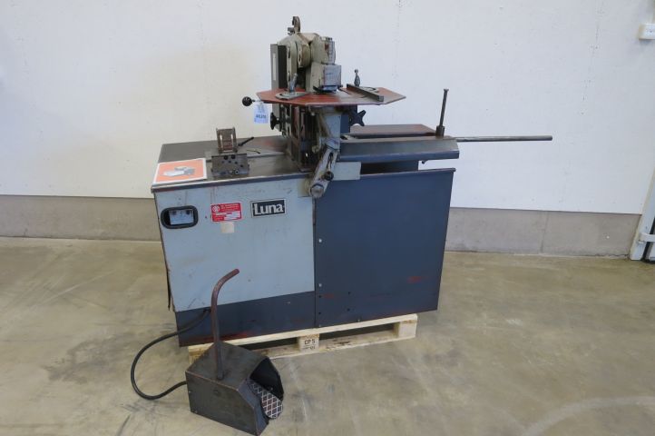 401370-1 Profileshearingmachine Br. Wikström BW 301