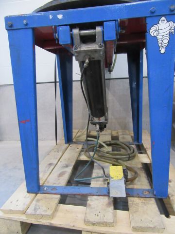 415384-6 Ahcon clinchboard