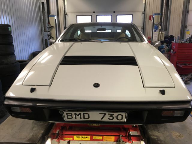 432327-10 Lotus Eclat 1977