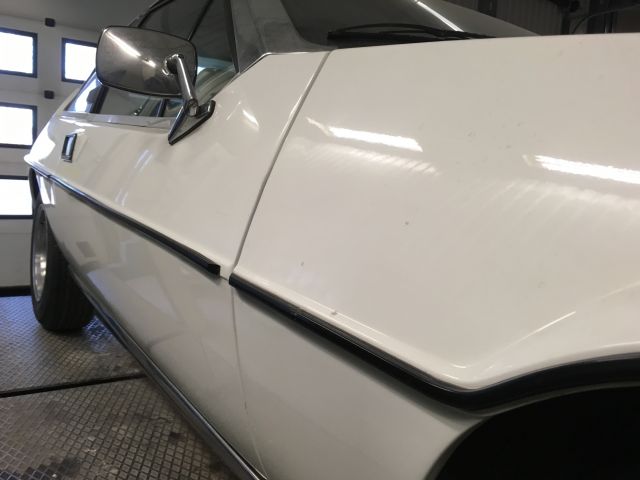 432327-16 Lotus Eclat 1977