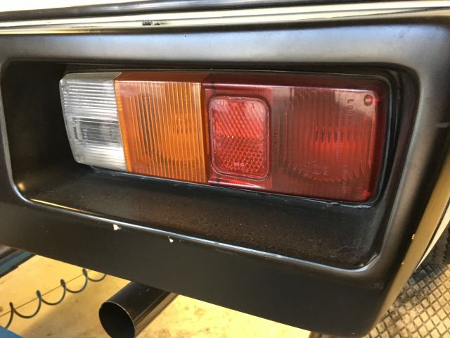 432327-20 Lotus Eclat 1977