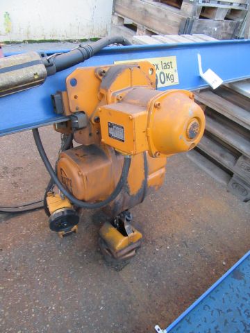 415389-7 Travers Kito . 6m wide