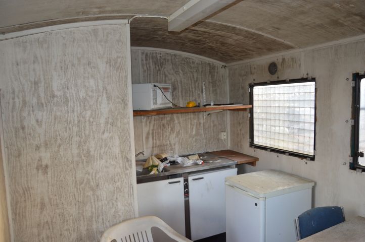 432267-25 Personalvagn med redskapscontainer