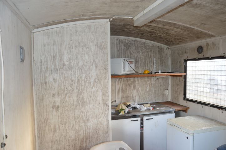 432267-26 Personalvagn med redskapscontainer