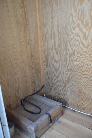 432267-32 Personalvagn med redskapscontainer