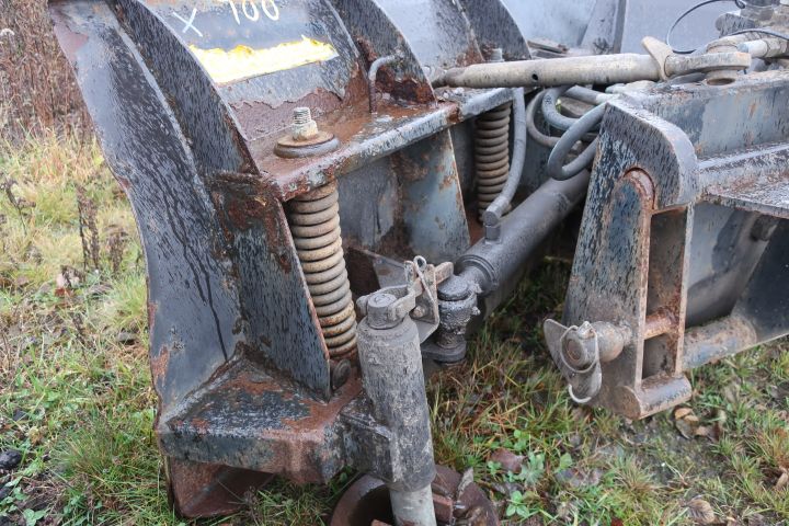 432931-5 Vikplog Gradmeko