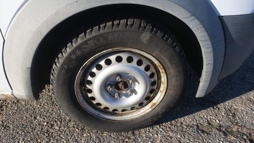 429356-23 Ford Transit Tourneo C 2007 (JGE611) Truck registered