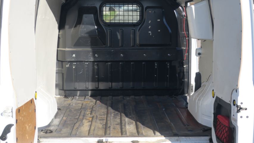 429356-25 Ford Transit Tourneo C 2007 (JGE611) Truck registered