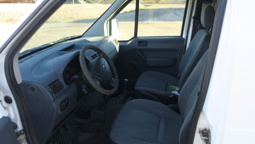 429356-28 Ford Transit Tourneo C 2007 (JGE611) Truck registered