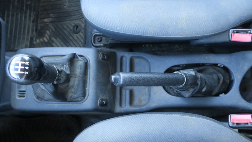 429356-31 Ford Transit Tourneo C 2007 (JGE611) Truck registered