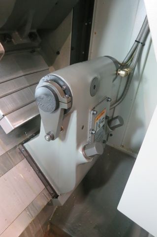 401367-14 CNC Lathe Hyundai WIA SKT-160C