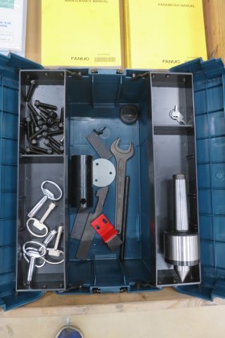 401367-28 CNC Lathe Hyundai WIA SKT-160C