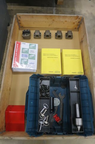 401367-27 CNC Lathe Hyundai WIA SKT-160C