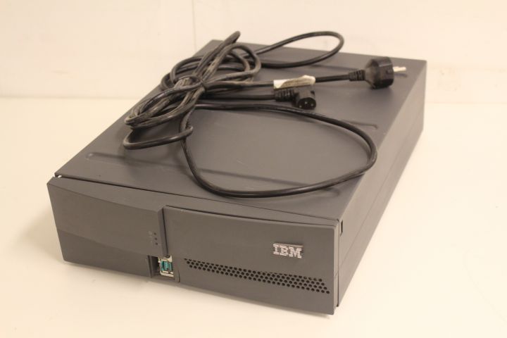 433493-14 Cash system IBM Surepos 700 incl. accessories
