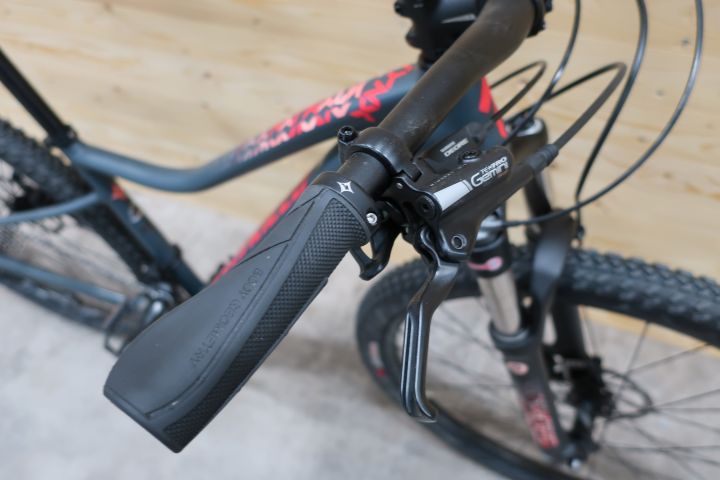 430881-10 Bicycle MTB Specialized Jynx Expert