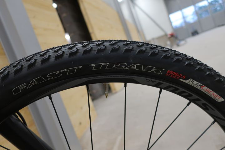 430881-16 Bicycle MTB Specialized Jynx Expert