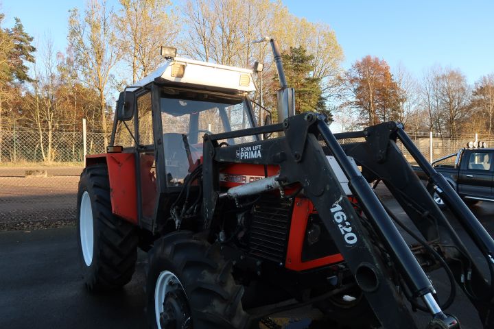 404703-22 Tractor Zetor Chrystal 8045