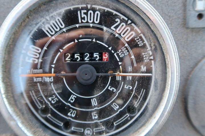 404703-30 Tractor Zetor Chrystal 8045