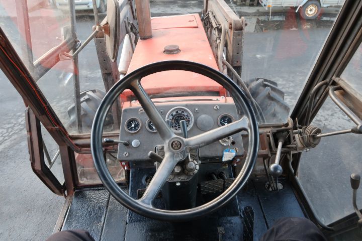 404703-31 Tractor Zetor Chrystal 8045