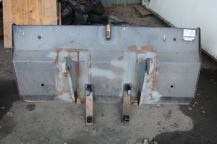 404703-40 Tractor Zetor Chrystal 8045