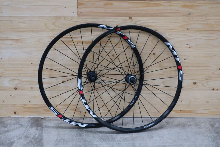 430911-1 Wheel set Shimano MT15 26"