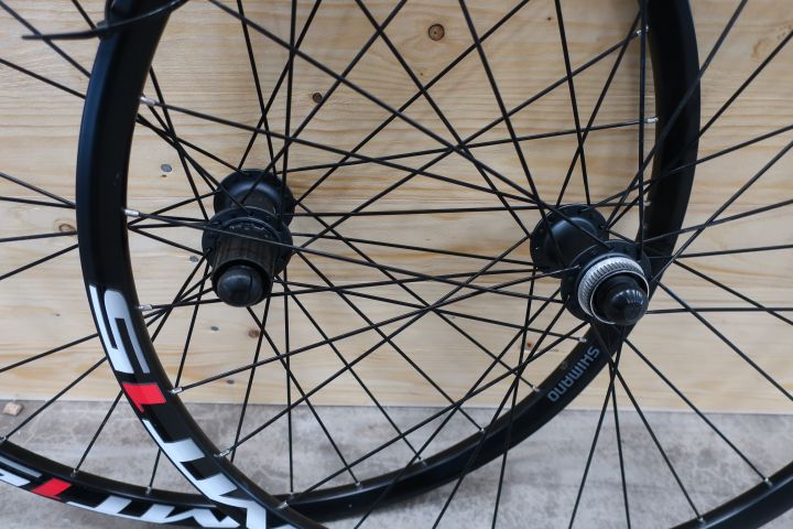 430911-3 Wheel set Shimano MT15 26"