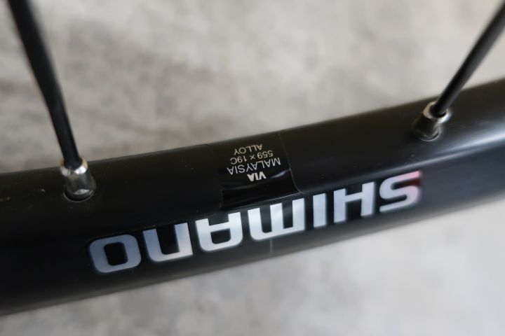 430911-5 Wheel set Shimano MT15 26"