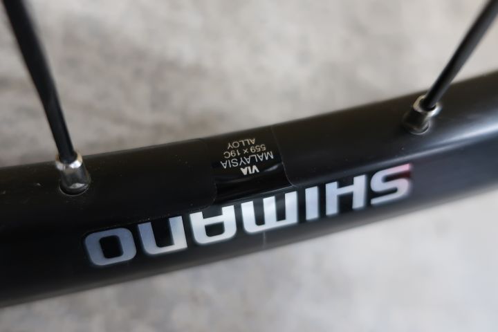 430911-6 Wheel set Shimano MT15 26"