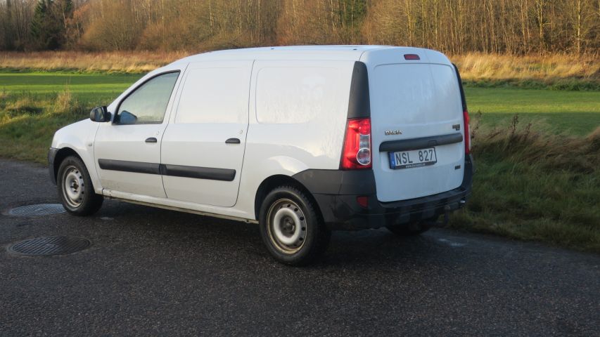 429375-4 Dacia Logan Van 2010 (NSL827) Truck registered