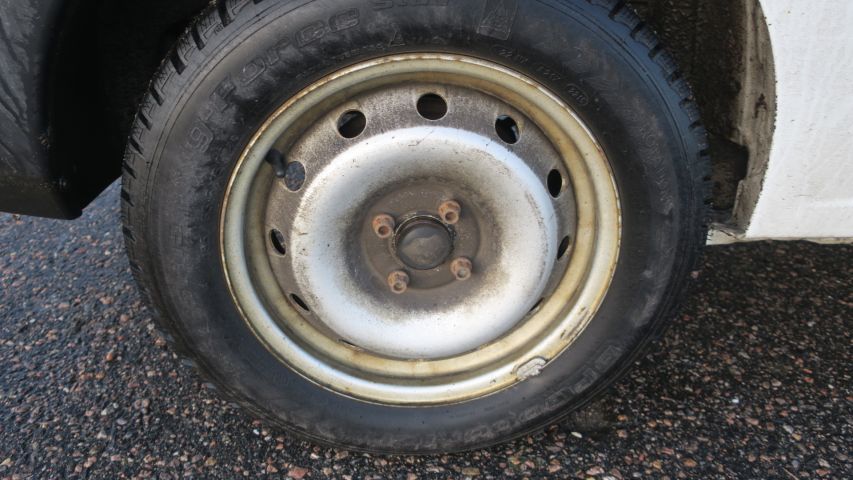 429375-15 Dacia Logan Van 2010 (NSL827) Truck registered