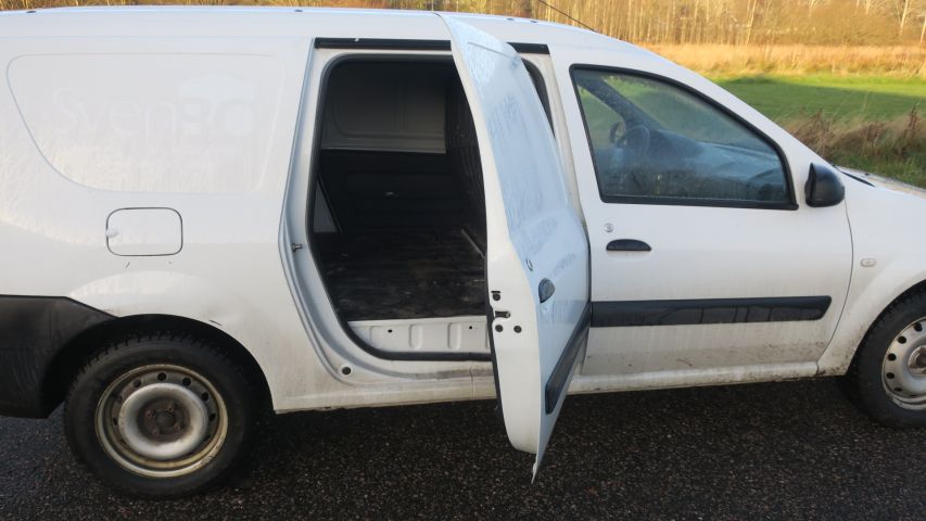 429375-16 Dacia Logan Van 2010 (NSL827) Truck registered