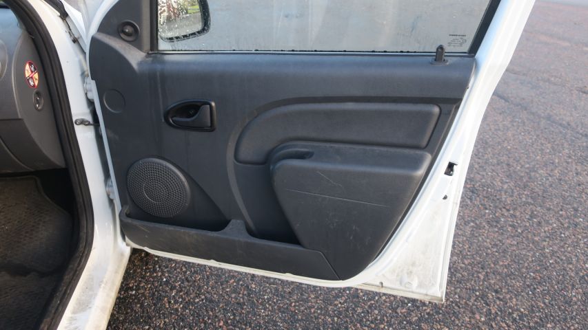 429375-22 Dacia Logan Van 2010 (NSL827) Truck registered