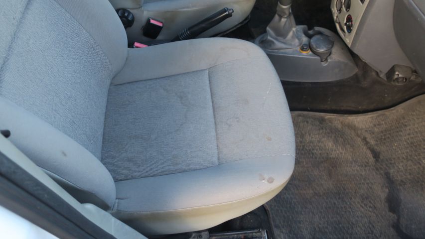 429375-25 Dacia Logan Van 2010 (NSL827) Truck registered