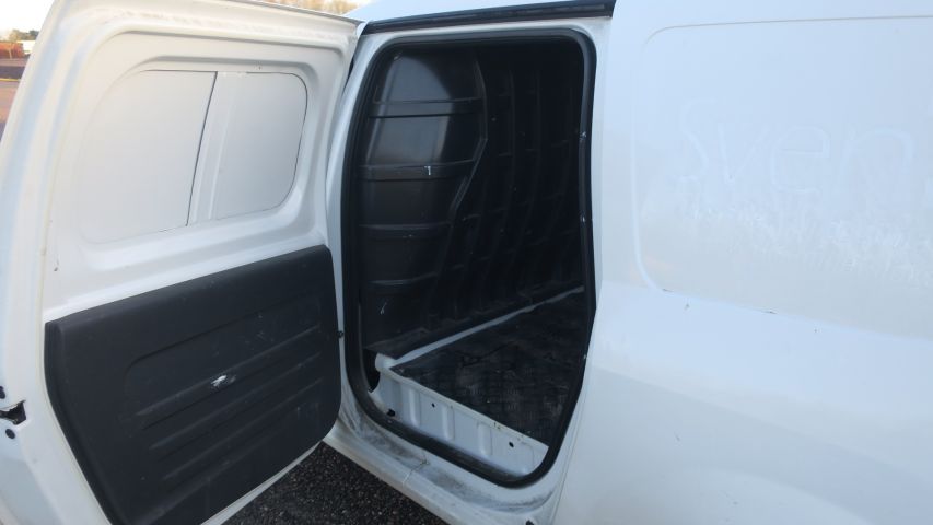 429375-29 Dacia Logan Van 2010 (NSL827) Truck registered