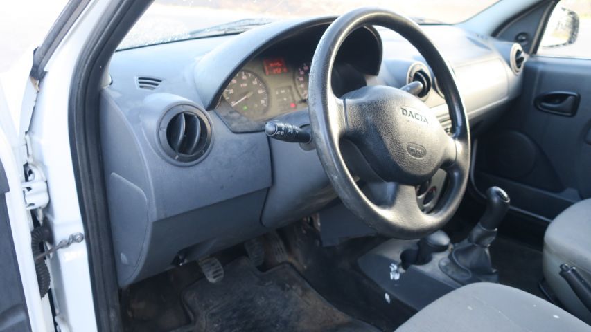 429375-31 Dacia Logan Van 2010 (NSL827) Truck registered