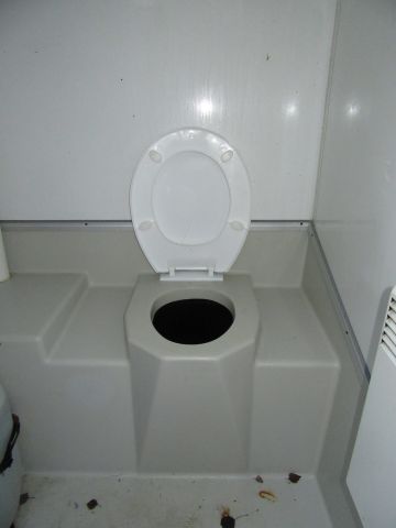 415405-9 Mobile toilet / rent-toilet