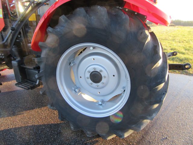 415407-26 Tractor - Zetor Major 80 -13 (DWJ690)