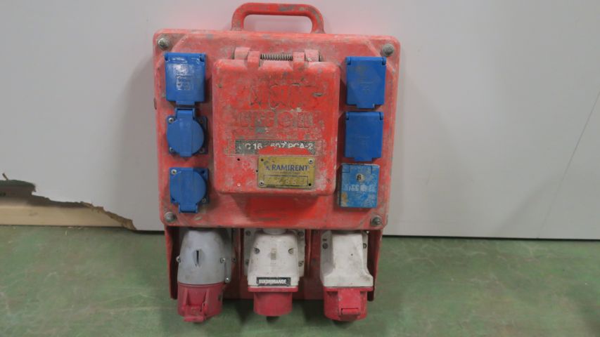 429384-5 2st Build-El Subcentral 16A and 32A