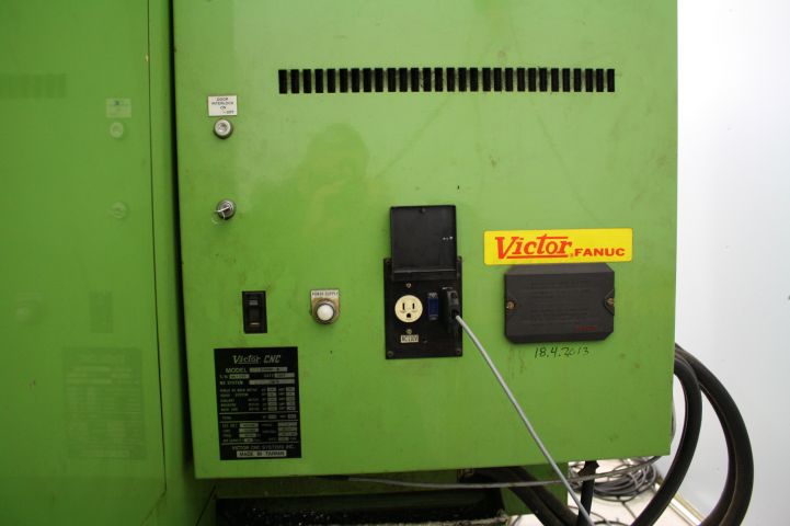 434640-17 Victor V-Center 4 Machining Center