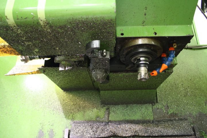 434640-25 Victor V-Center 4 Machining Center