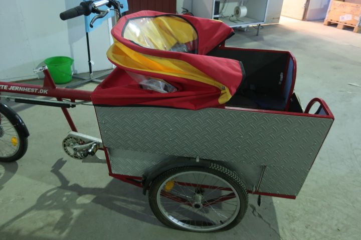 409910-4 Cargo bike / transport bike from Black Iron Horse.