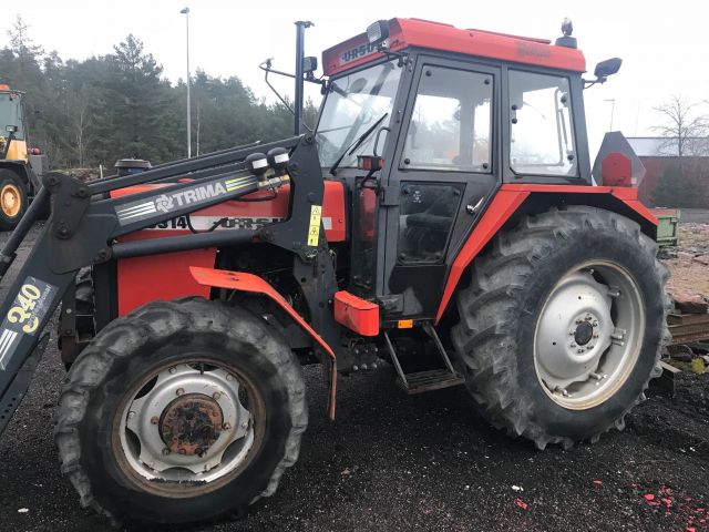 435474-2 Ursus 5314 - 4wd with trima loader (SKD760)