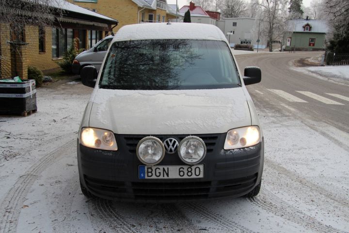 435593-7 VW Caddy 1,9TDI -08 (27678 mil)