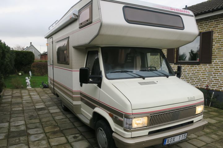 410216-6 Caravan Fiat 290 from 93