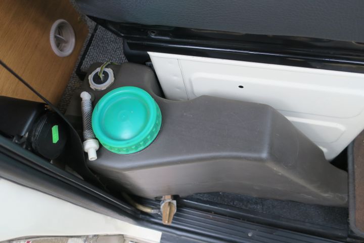 410216-8 Caravan Fiat 290 from 93