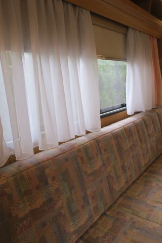 410216-17 Caravan Fiat 290 from 93